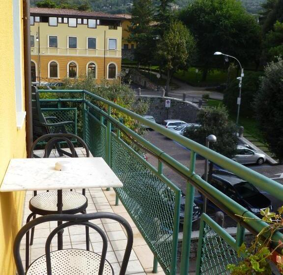 컴포트 싱글 룸, Alpino