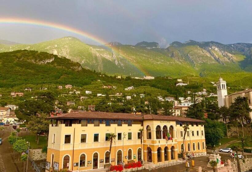 컴포트 싱글 룸, Alpino