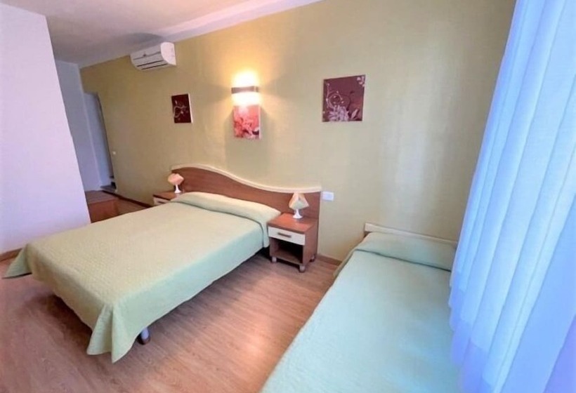 스탠다드 트리플 룸, Alpino