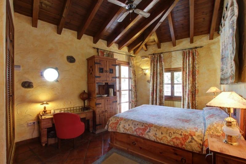 غرفة سوبيريور, Amanhavis