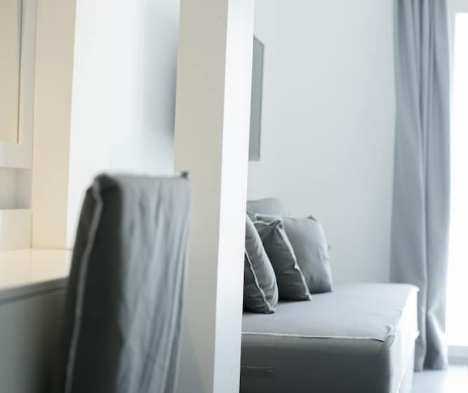 غرفة عائلية, Argo