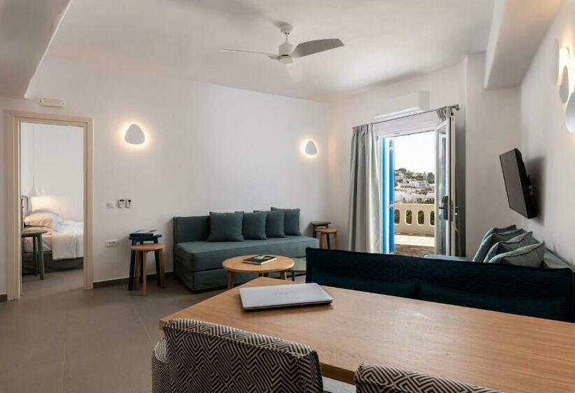 شقة غرفتين, Argo