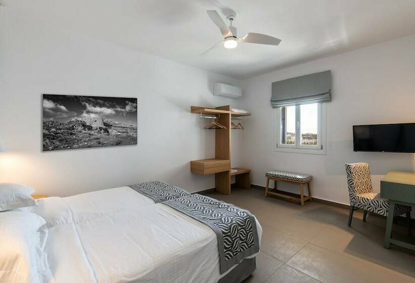 شقة غرفتين, Argo