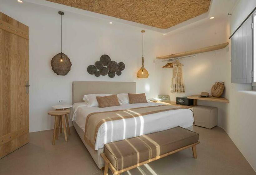 غرفة سوبيريور مزود بجاكوزى, Argo