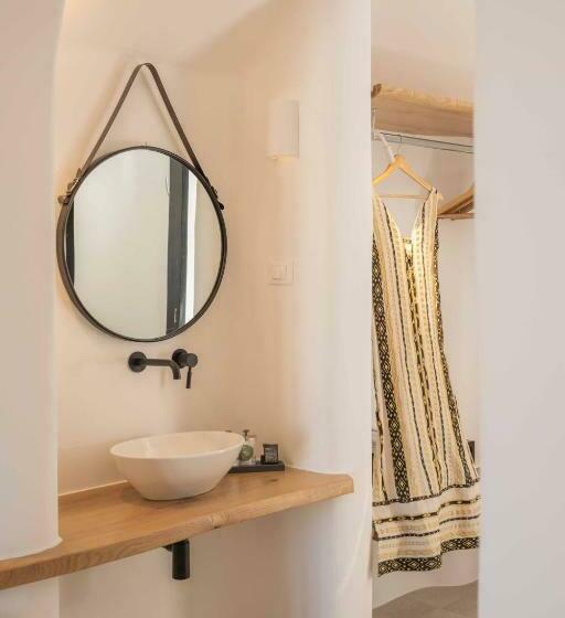 غرفة بريميوم, Argo