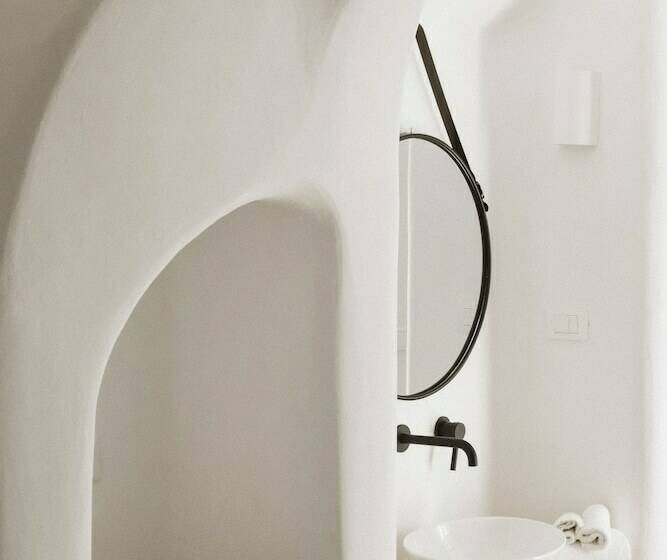 غرفة بريميوم, Argo