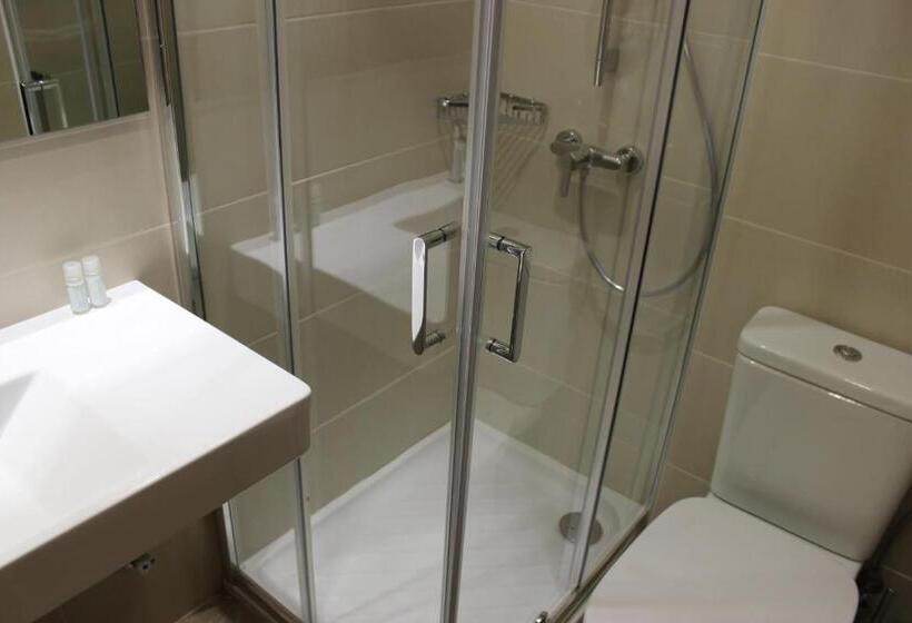 스탠다드 룸, Athinaiko