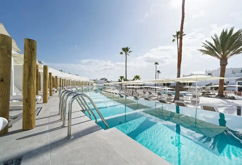Standard swim-up room, Bluesea Golden Beach