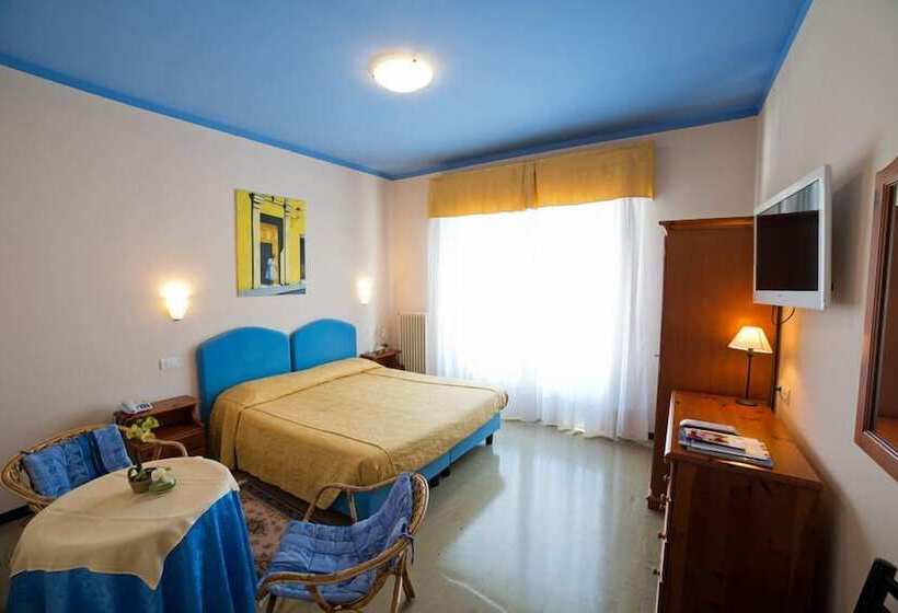 חדר סופריור עם מרפסת, Europa