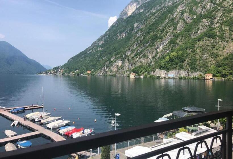 Superior room with lake view, Europa