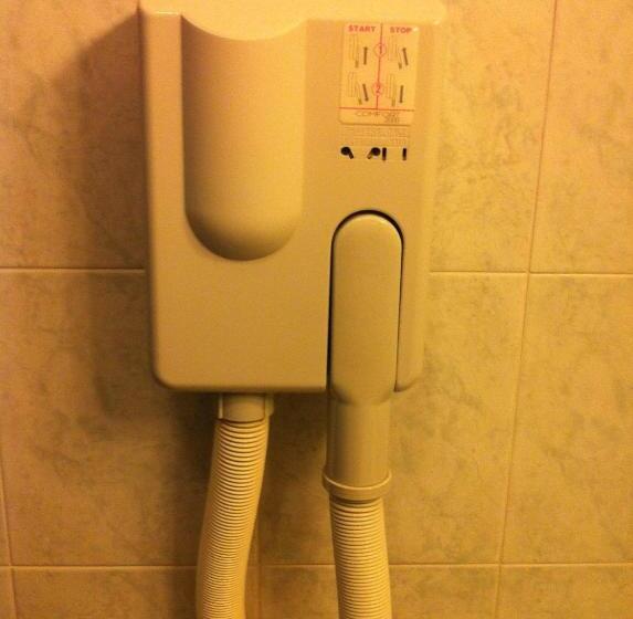 חדר משפחתי, Europa