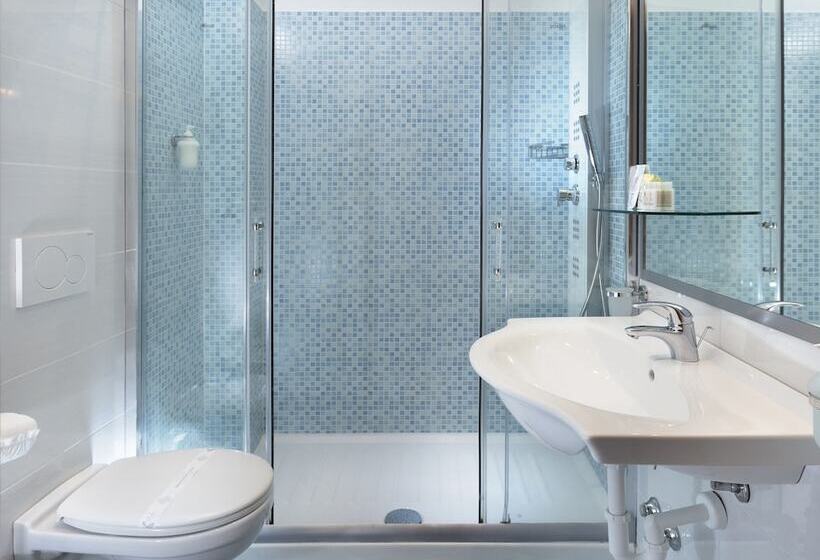 اتاق کلاسیک, Gallia Palace