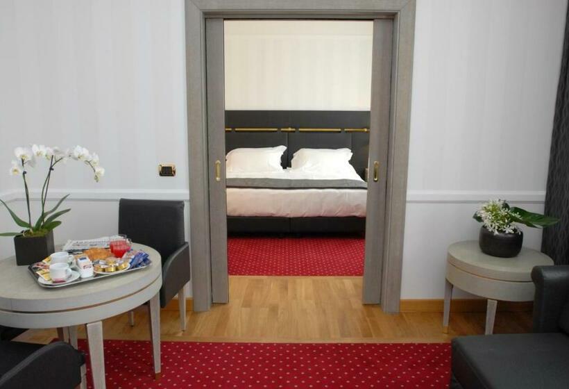 Люкс, Grand Hotel Duca Di Mantova