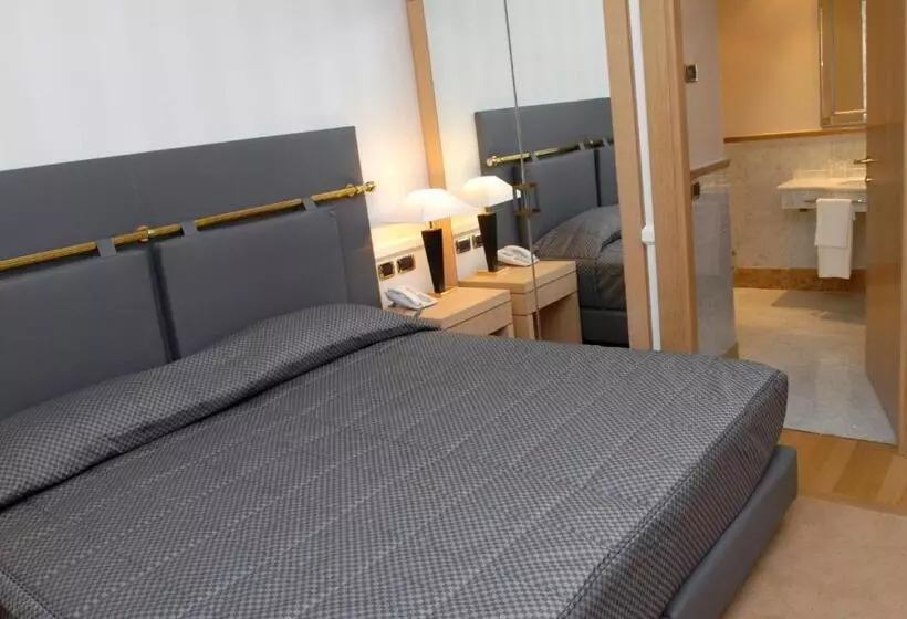سوییت, Grand Hotel Duca Di Mantova
