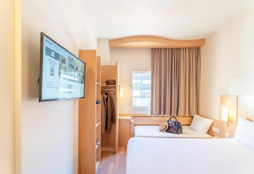 اتاق خانوادگی, Ibis Madrid Calle Alcalá