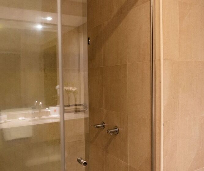 سوییت خانوادگی, Icaro Suites