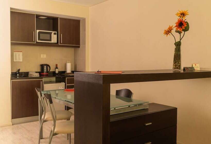 سوییت لوکس, Icaro Suites
