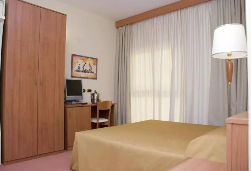 スタンダードトリプルルーム, La Isla Resort