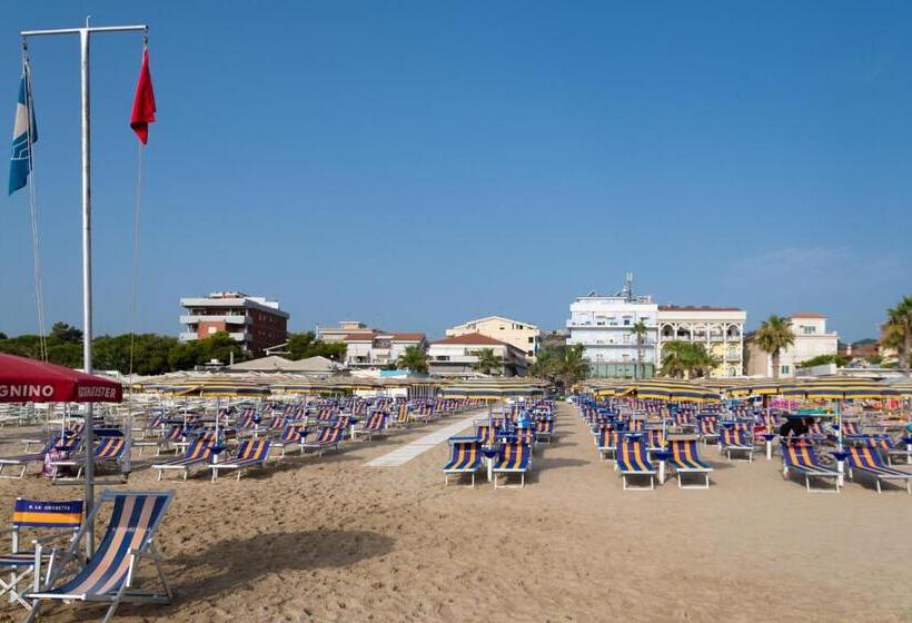 חדר סטנדרט נוף לים, La Sirenetta