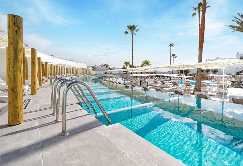 Standard swim-up room, Bluesea Golden Beach