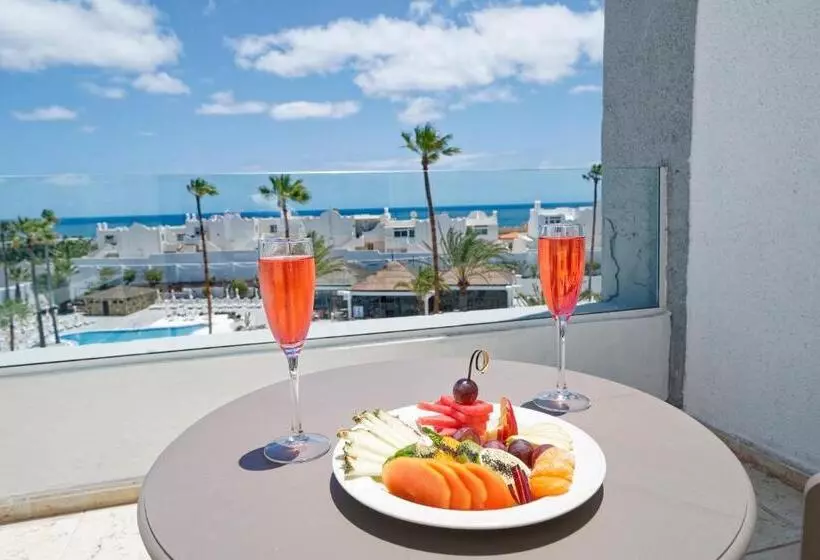 اتاق استاندارد با چشم‌انداز دریا, Bluesea Golden Beach