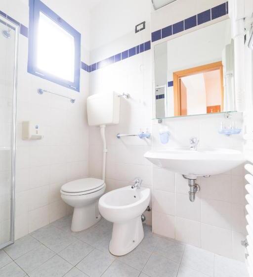 חדר בסיסי לארבעה, Meridiana Family & Nature