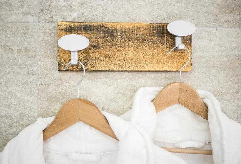 סוויטה משפחתית, Meridiana Family & Nature