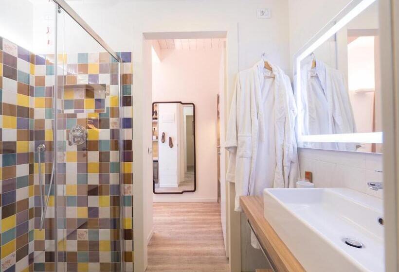 סוויטת ג'וניור נוף לים, Meridiana Family & Nature