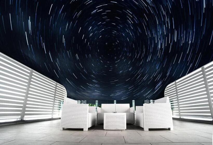 סוויטת ג'וניור עם טרסה, Meridiana Family & Nature