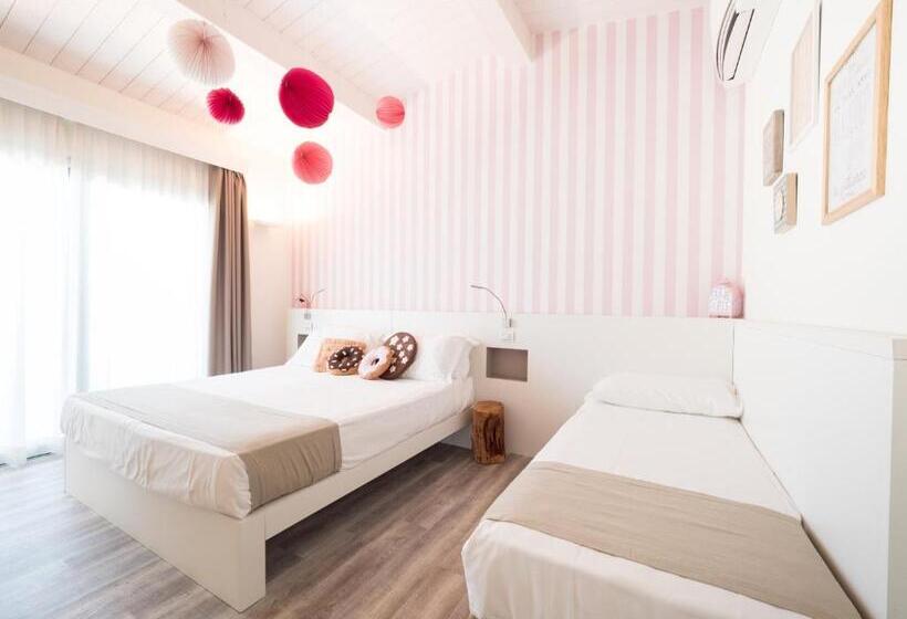 סוויטת ג'וניור עם טרסה, Meridiana Family & Nature