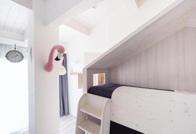 סוויטה עם טרסה, Meridiana Family & Nature