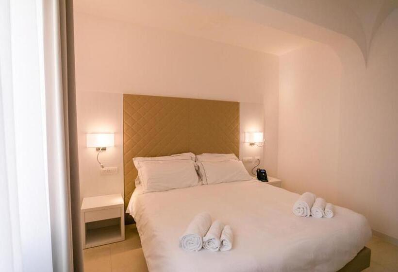 Трехместный Номер Классика, Moresco