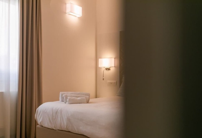 Трехместный Номер Классика, Moresco