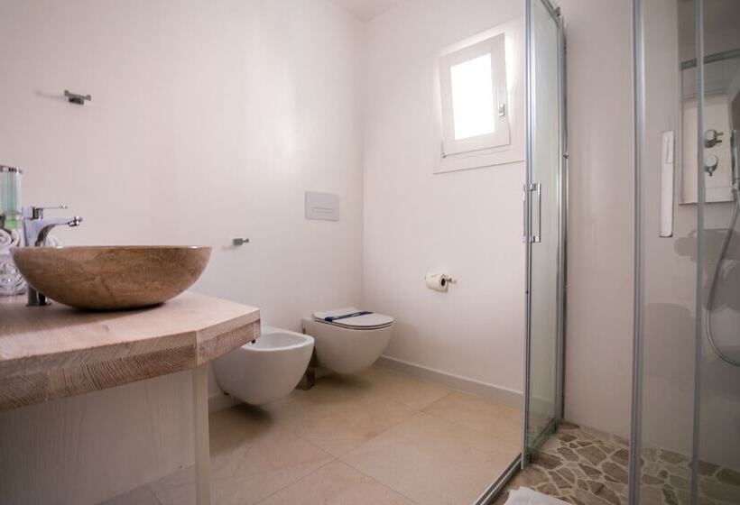 Номер Superior, Moresco