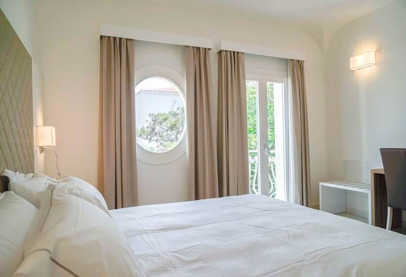 Номер Superior, Moresco