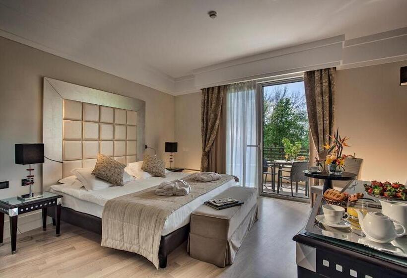 디럭스 룸, Park Hotel Junior