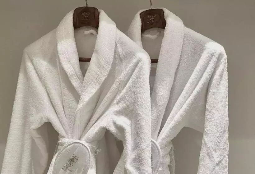 اتاق لوکس با تخت بزرگ, Park Hotel Junior
