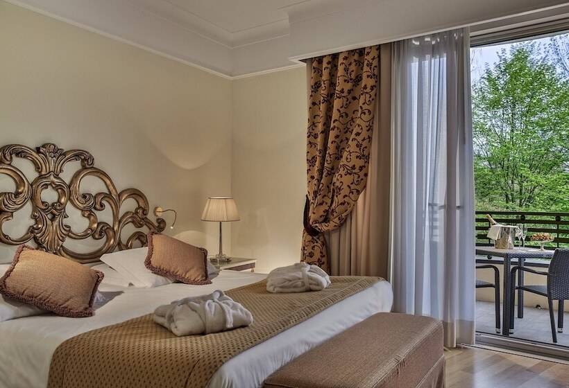 디럭스 룸, Park Hotel Junior