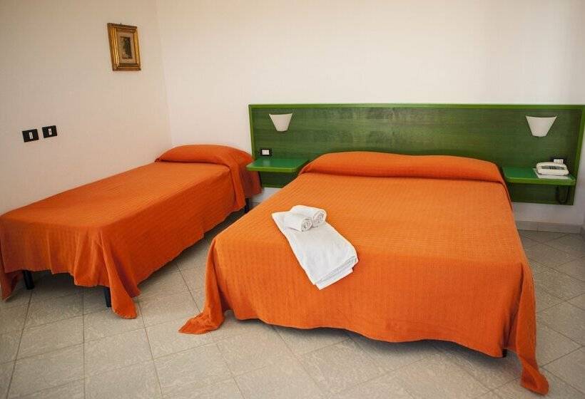 舒适三人间, Piccada