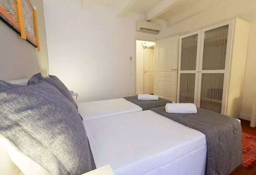 سوییت خانوادگی, Quintocanto Hotel & Spa