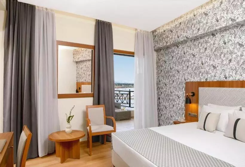サイドシービュースーペリアールーム, Ramada by Wyndham, Athens Club Attica Riviera
