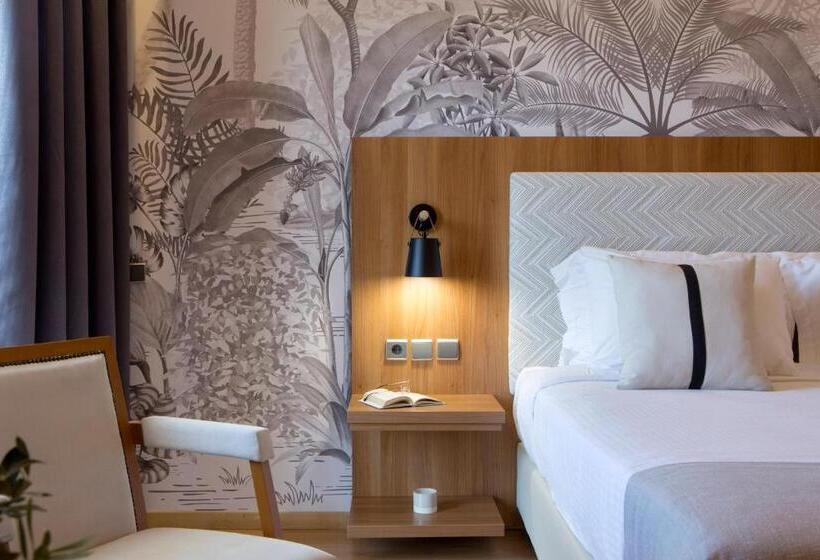 חדר סופריור צדדי נוף לים, Ramada by Wyndham, Athens Club Attica Riviera