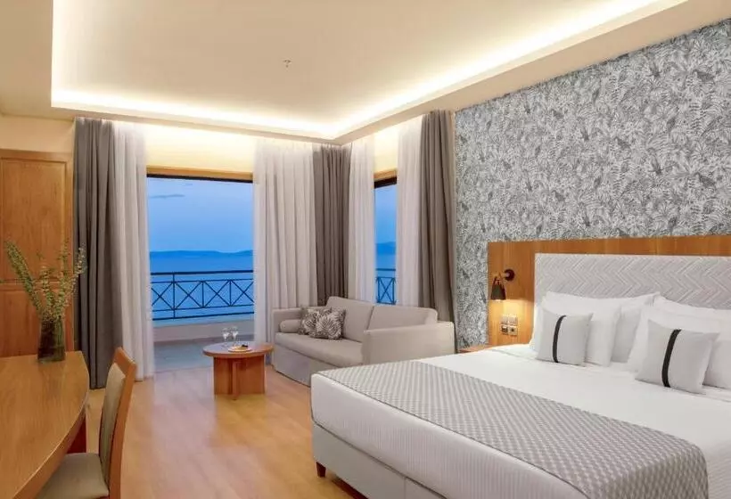 オーシャンビューのプレミアムルーム。, Ramada by Wyndham, Athens Club Attica Riviera