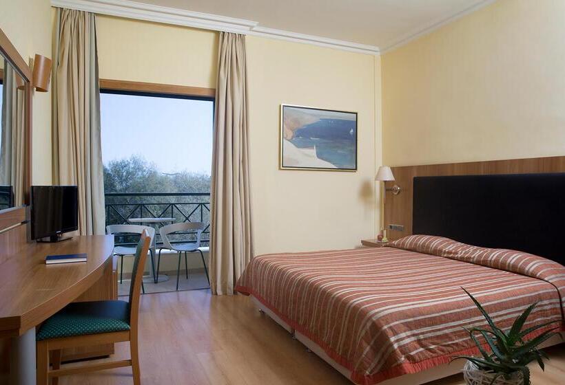 Номер Premium Боковой Вид на Море, Ramada by Wyndham, Athens Club Attica Riviera