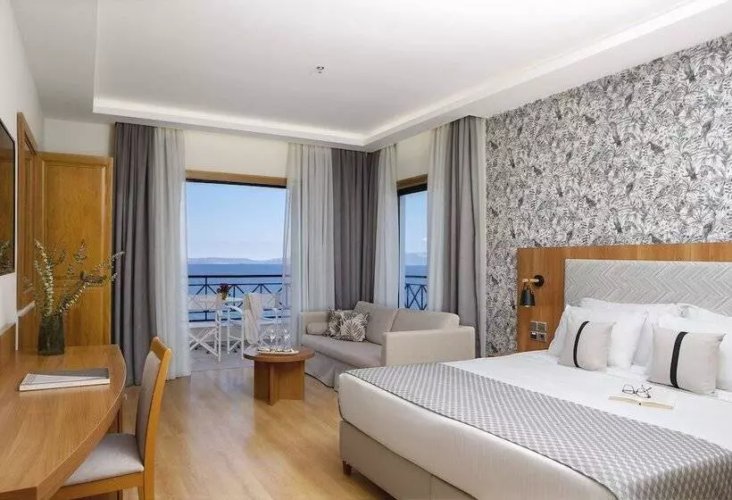 オーシャンビューのプレミアムルーム。, Ramada by Wyndham, Athens Club Attica Riviera