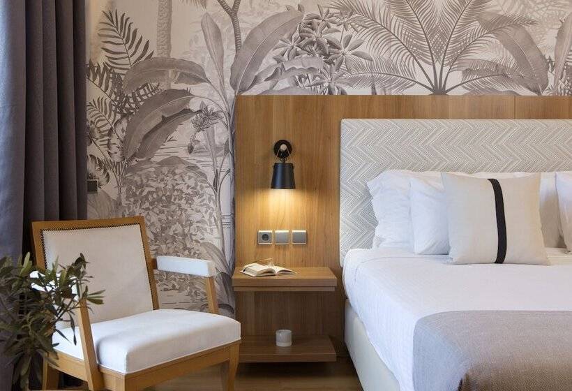 חדר סופריור עם נוף להרים, Ramada by Wyndham, Athens Club Attica Riviera