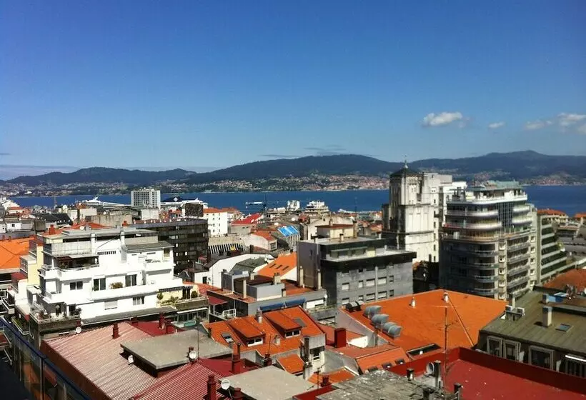 اتاق استاندارد, Silken Axis Vigo