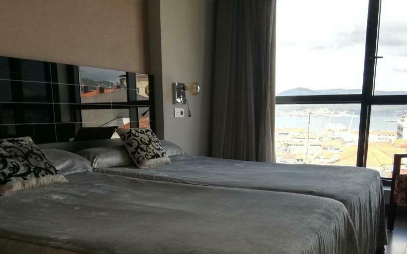 스탠다드 룸 바다 전망, Silken Axis Vigo