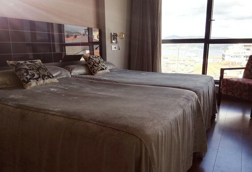 스탠다드 룸 바다 전망, Silken Axis Vigo