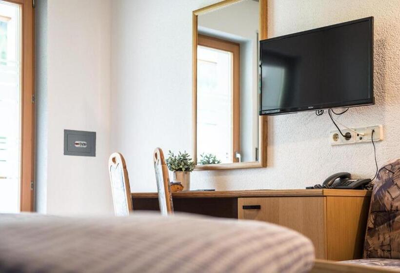 غرفة قياسية, Sonja